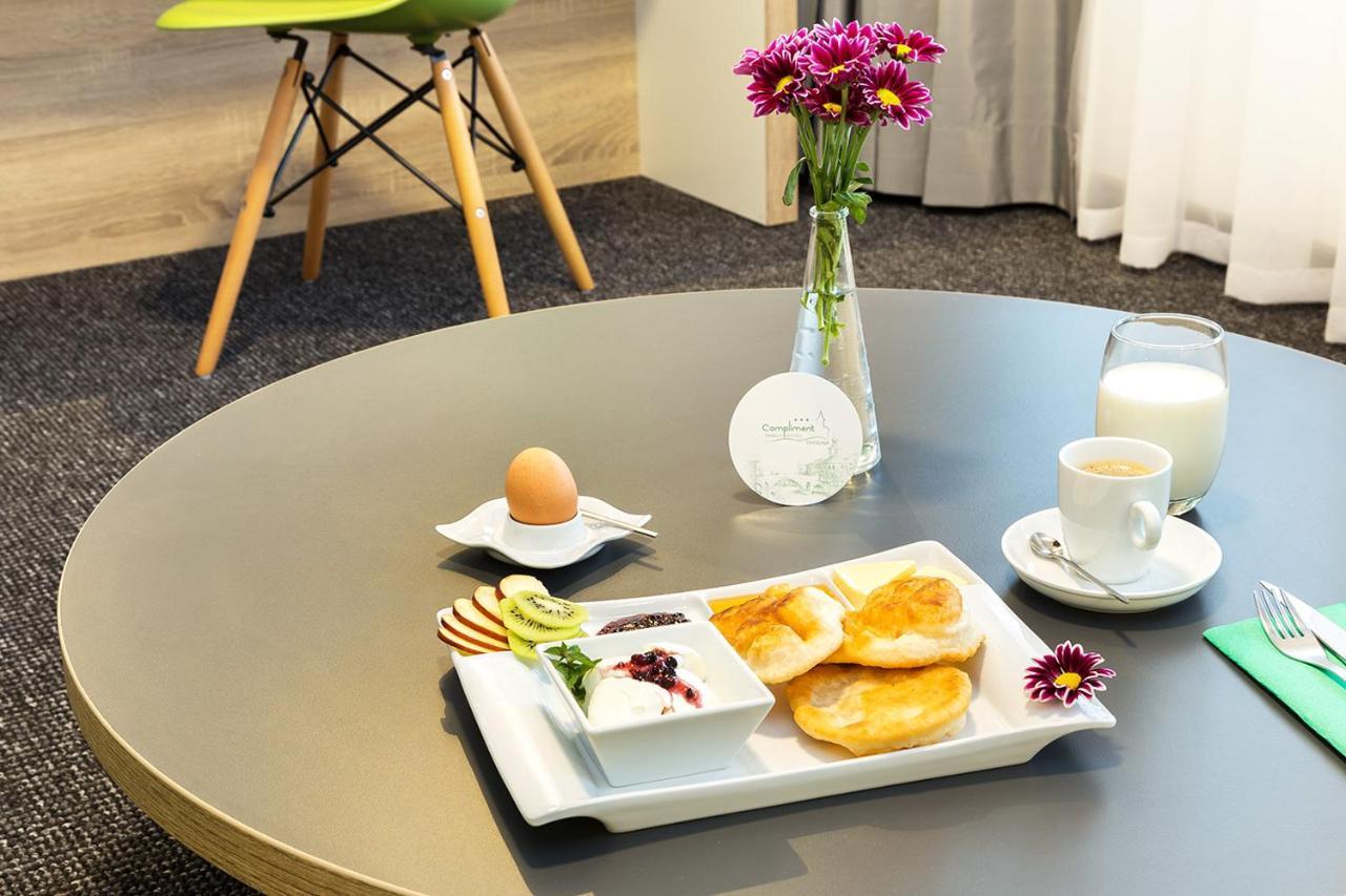 Hotel Compliment Tryavna Ngoại thất bức ảnh